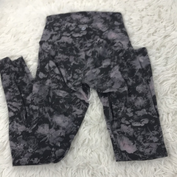 Lululemon Align Pant II 25" Floral Illusion Ice Grey Multi - Picture 4 of 7